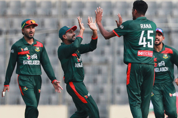 बंगलादेशसँग पाकिस्तानको खराब प्रदर्शन